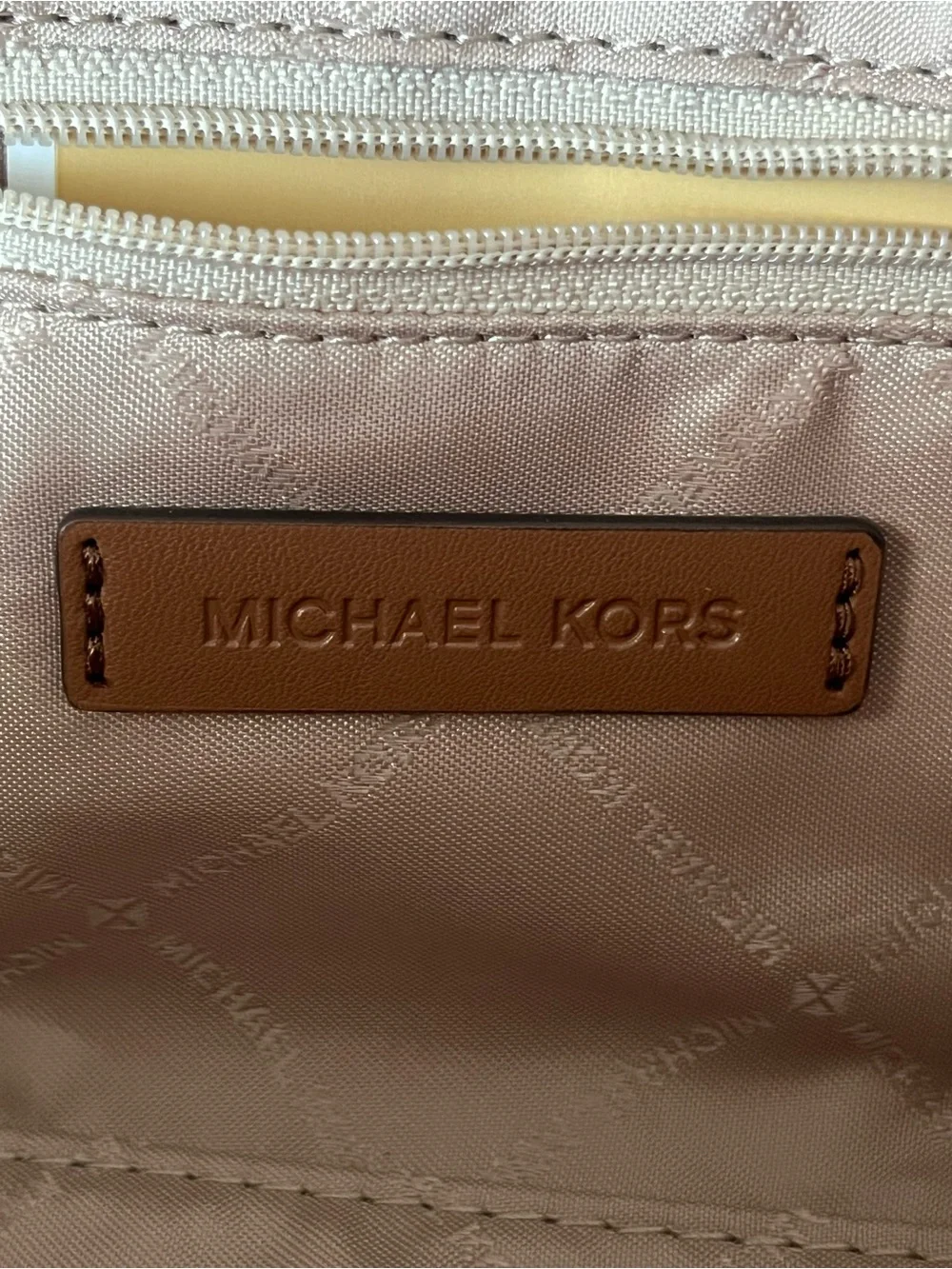 🌼Michael Kors Petra Small Floral Embellished Crossbody Bag